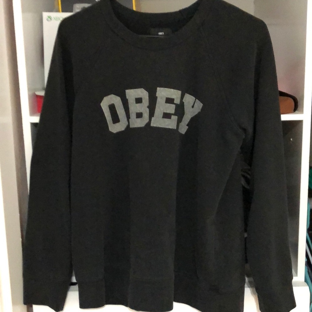 Obey vintage sweat shirt
